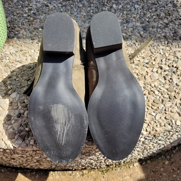 Ankle Booties | Army green | size 8 | zipper closure | faux suede - Picture 9 of 10